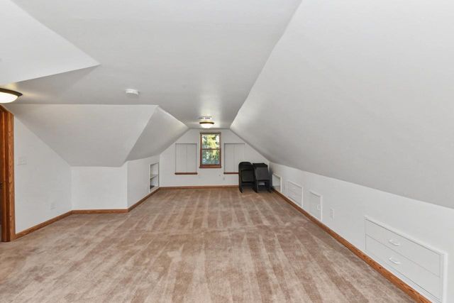 18525 Pleasant STREET, Brookfield, WI 53045