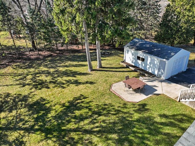 18525 Pleasant STREET, Brookfield, WI 53045