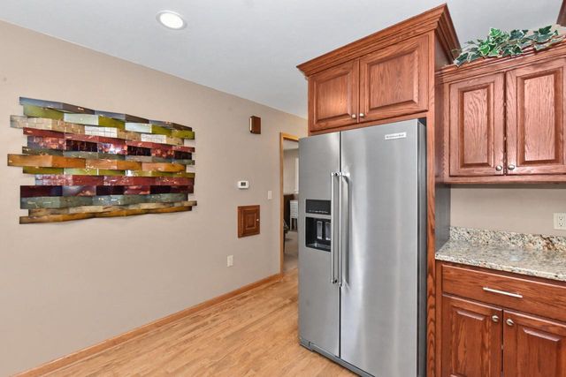 18525 Pleasant STREET, Brookfield, WI 53045