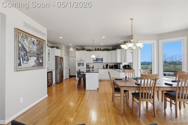 656 Overlook Drive, Oxford, MI 48371