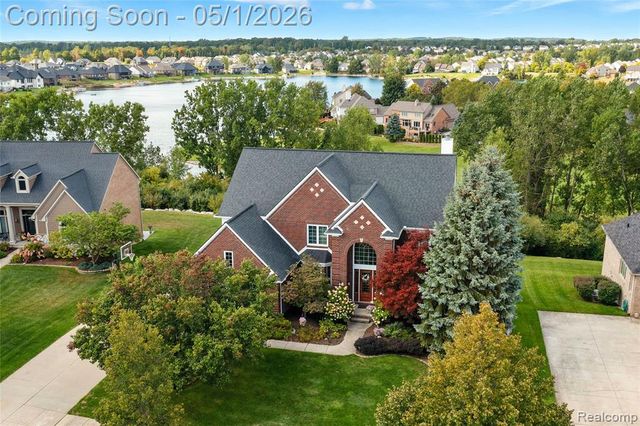656 Overlook Drive, Oxford, MI 48371