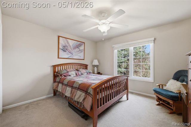 656 Overlook Drive, Oxford, MI 48371
