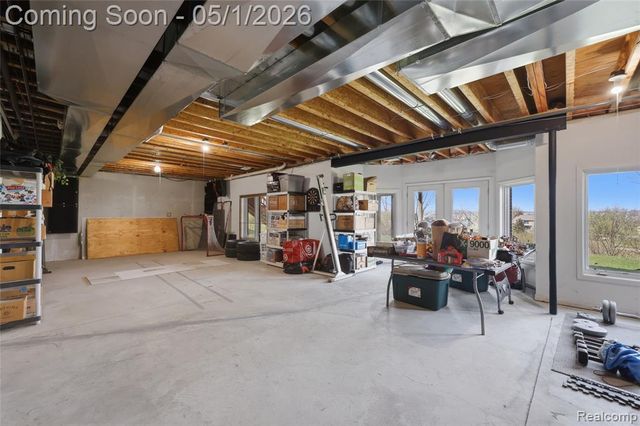 656 Overlook Drive, Oxford, MI 48371