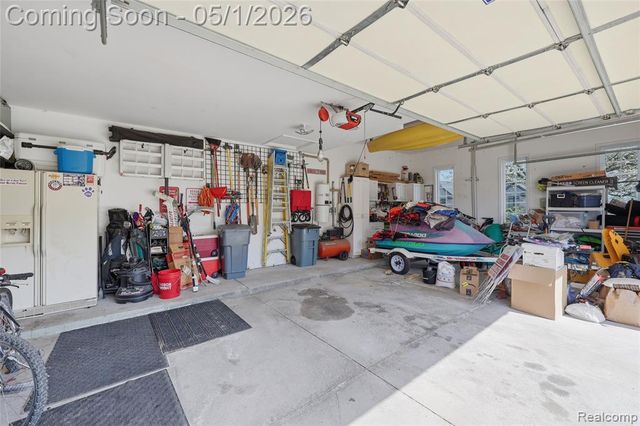 656 Overlook Drive, Oxford, MI 48371
