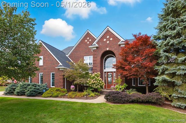 656 Overlook Drive, Oxford, MI 48371