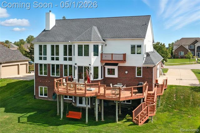 656 Overlook Drive, Oxford, MI 48371