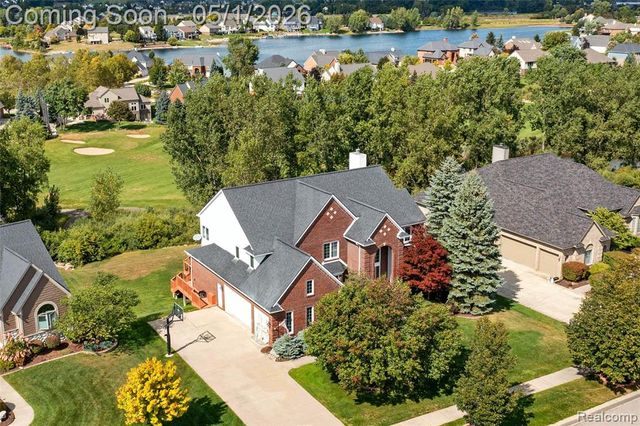 656 Overlook Drive, Oxford, MI 48371