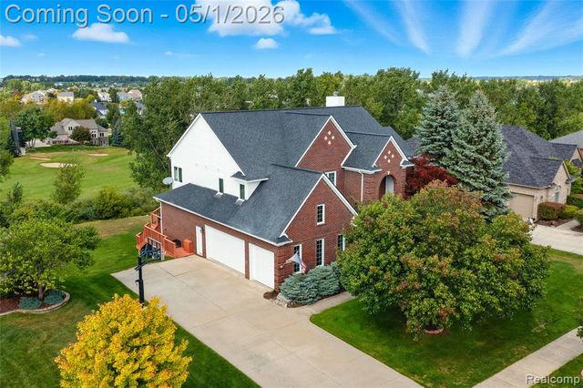 656 Overlook Drive, Oxford, MI 48371