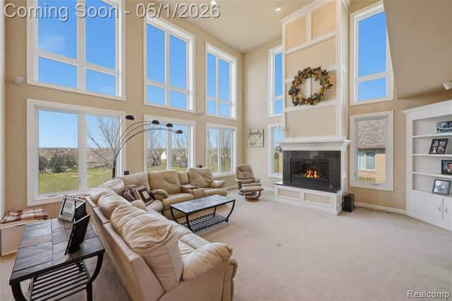 656 Overlook Drive, Oxford, MI 48371