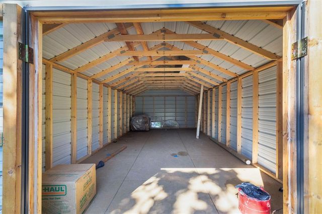 17551 Tall Oak Road, Choctaw, OK 73020