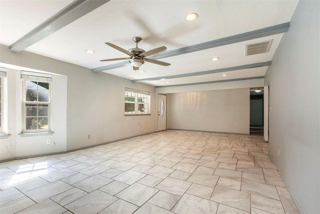 17551 Tall Oak Road, Choctaw, OK 73020