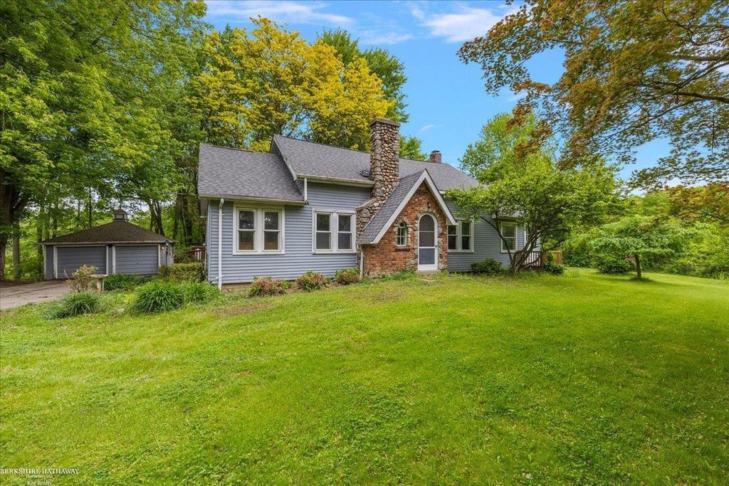 5959 34 Mile Road, Bruce Twp, MI 48065