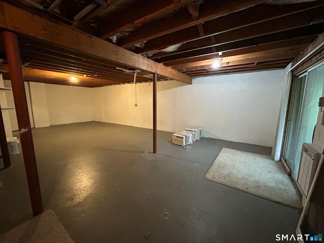 19 Surrey Lane 19, Torrington, CT 06790