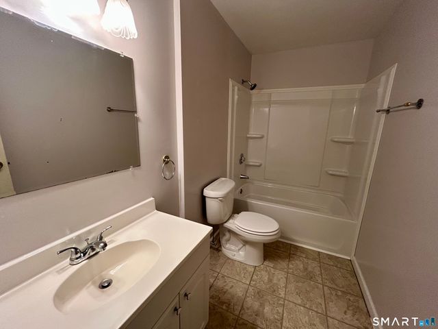 19 Surrey Lane 19, Torrington, CT 06790