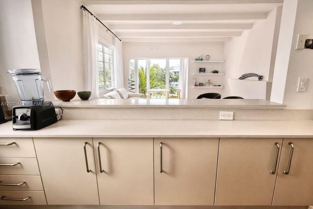 3915 N Meridian Ave 206, Miami Beach, FL 33140