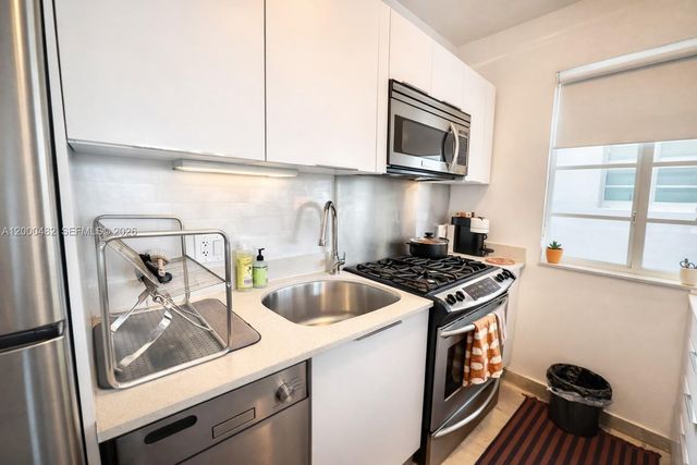 3915 N Meridian Ave 206, Miami Beach, FL 33140