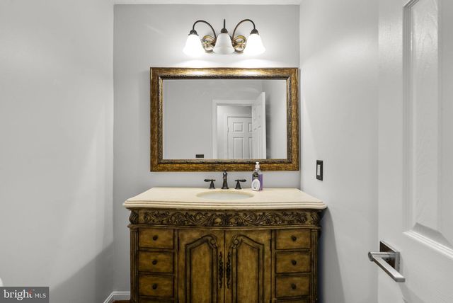 6113 OMAR, Upper Marlboro, MD 20772