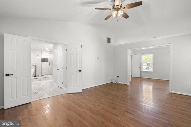 6113 OMAR, Upper Marlboro, MD 20772