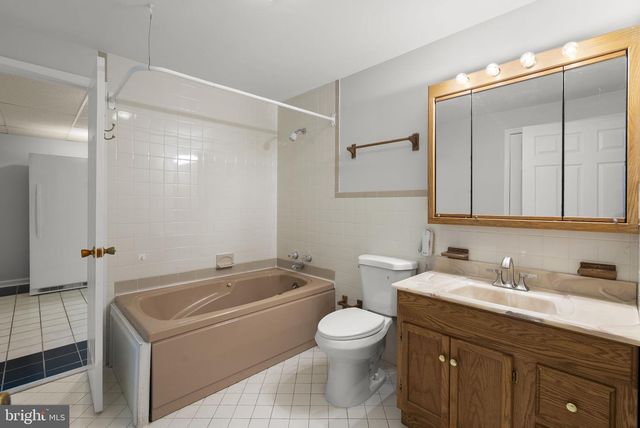 6113 OMAR, Upper Marlboro, MD 20772