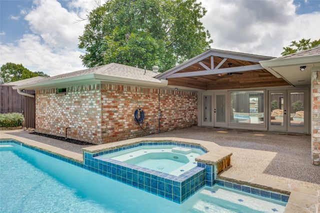 2809 Mollimar Drive, Plano, TX 75075