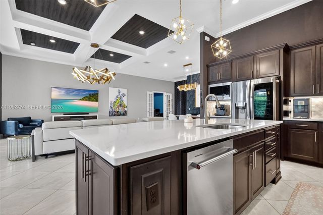 8426 Vaulting Dr, Lake Worth, FL 33467