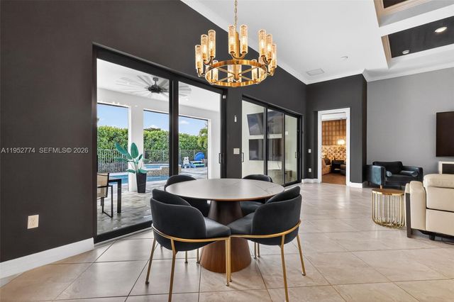 8426 Vaulting Dr, Lake Worth, FL 33467