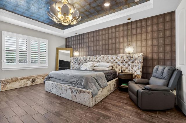 8426 Vaulting Dr, Lake Worth, FL 33467