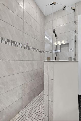 8426 Vaulting Dr, Lake Worth, FL 33467