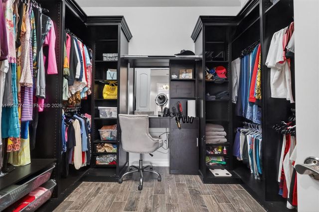 8426 Vaulting Dr, Lake Worth, FL 33467