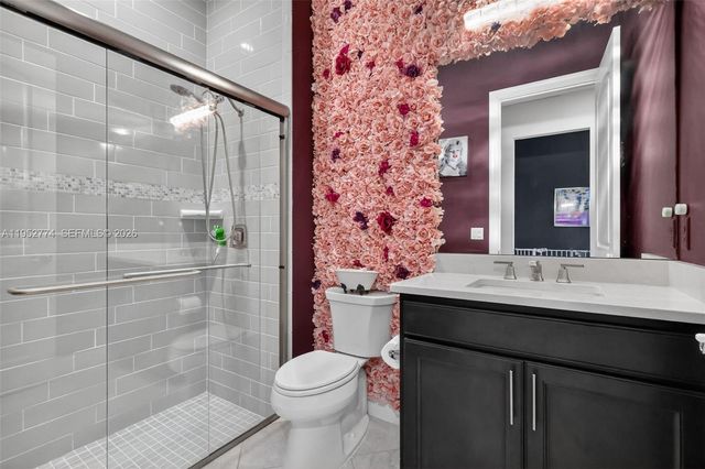 8426 Vaulting Dr, Lake Worth, FL 33467