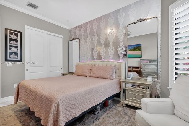 8426 Vaulting Dr, Lake Worth, FL 33467