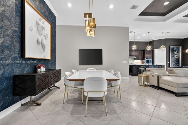 8426 Vaulting Dr, Lake Worth, FL 33467