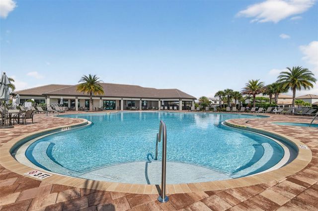 8426 Vaulting Dr, Lake Worth, FL 33467