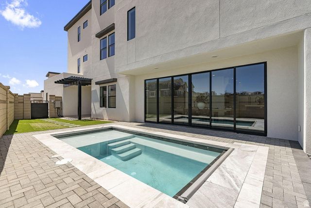 5267 S BLUE PEARL ALY, St. George, UT 84790