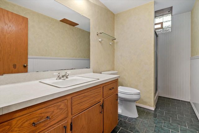 N89W17089 Highland COURT, Menomonee Falls, WI 53051