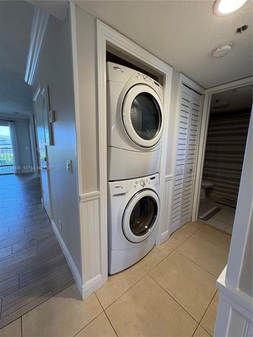 275 Palm Avenue A303, Jupiter, FL 33477