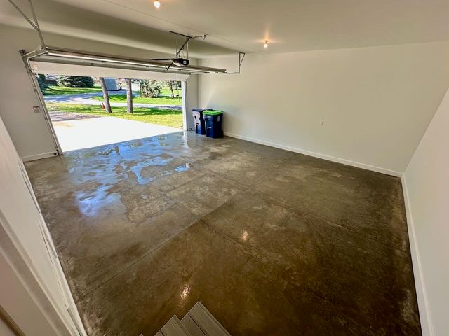 2588 E Greendale Drive, Saginaw, MI 48603