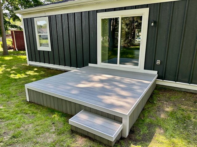 2588 E Greendale Drive, Saginaw, MI 48603