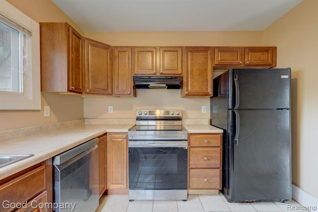 217 E Drayton Street, Ferndale, MI 48220