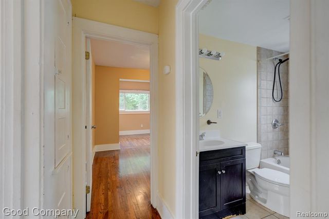 217 E Drayton Street, Ferndale, MI 48220
