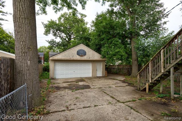217 E Drayton Street, Ferndale, MI 48220