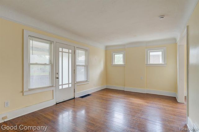 217 E Drayton Street, Ferndale, MI 48220