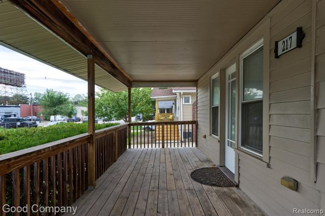217 E Drayton Street, Ferndale, MI 48220