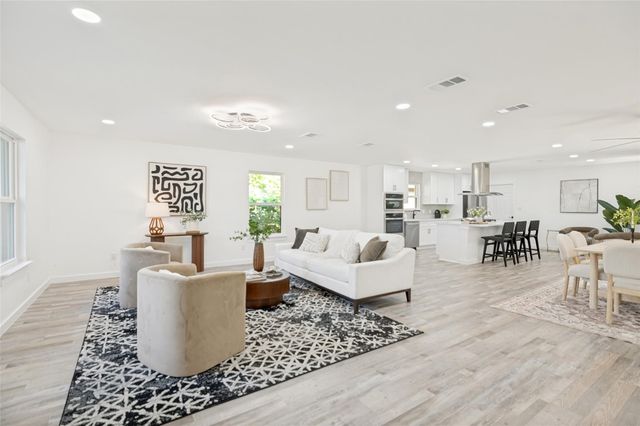 6329 E Lovers Lane, Dallas, TX 75214