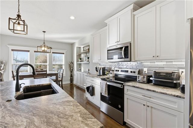 201 Tanner Drive, Belton, MO 64012