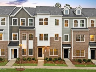 388 Chesapeake Commons Street 127, Garner, NC 27529