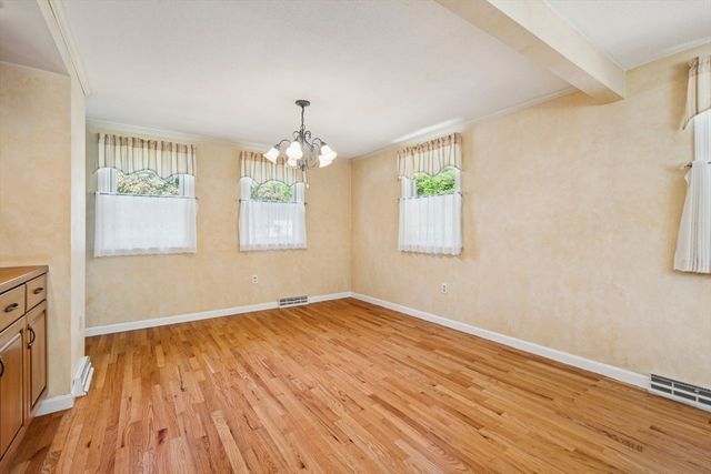 6 Anna Street, Chelmsford, MA 01863