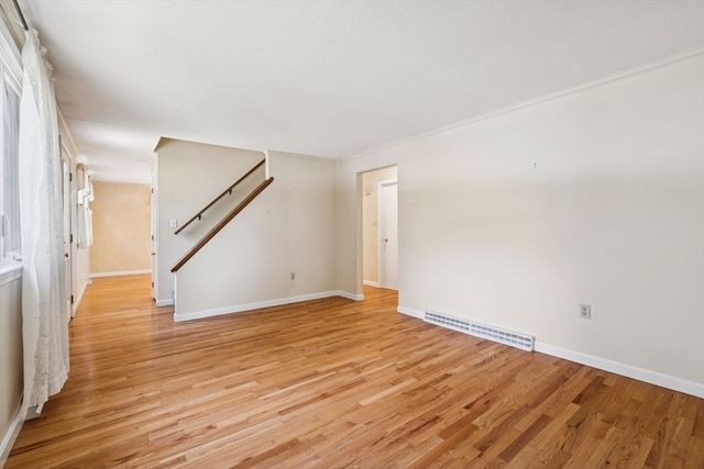 6 Anna Street, Chelmsford, MA 01863