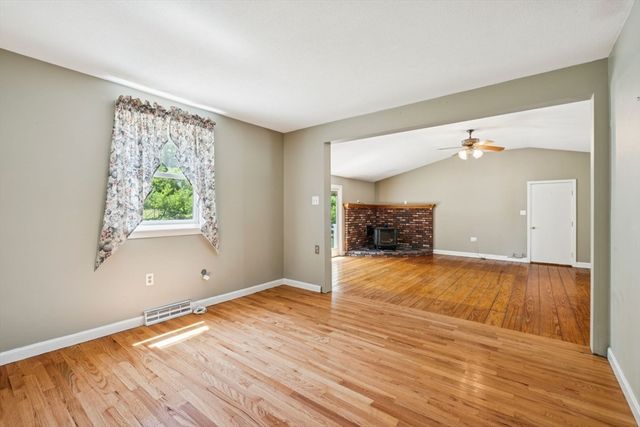 6 Anna Street, Chelmsford, MA 01863