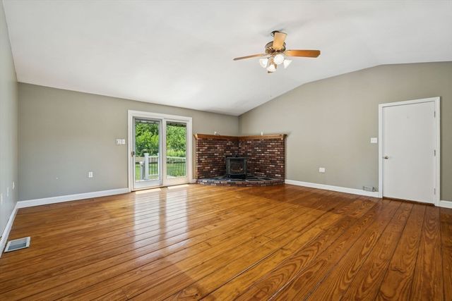 6 Anna Street, Chelmsford, MA 01863